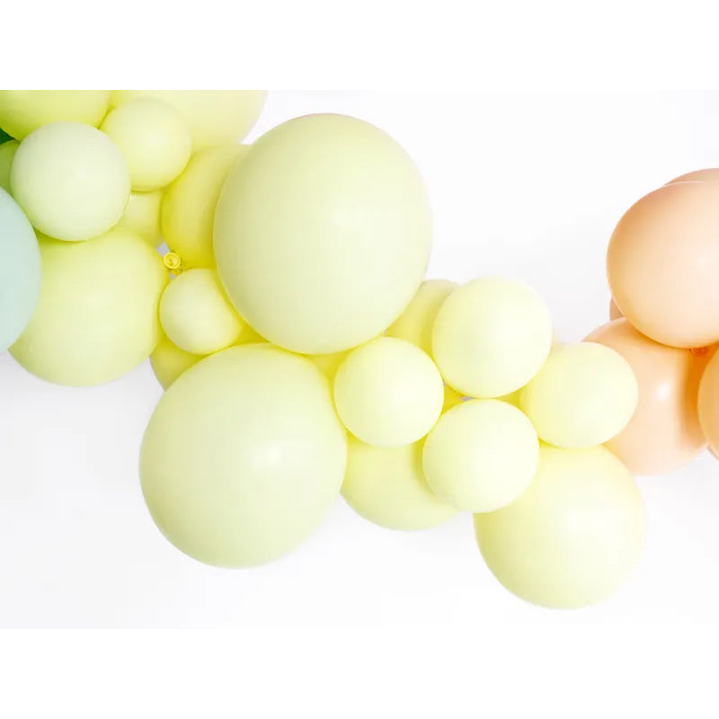100 ballons de baudruche - Ø 23cm - Jaune pastel clair