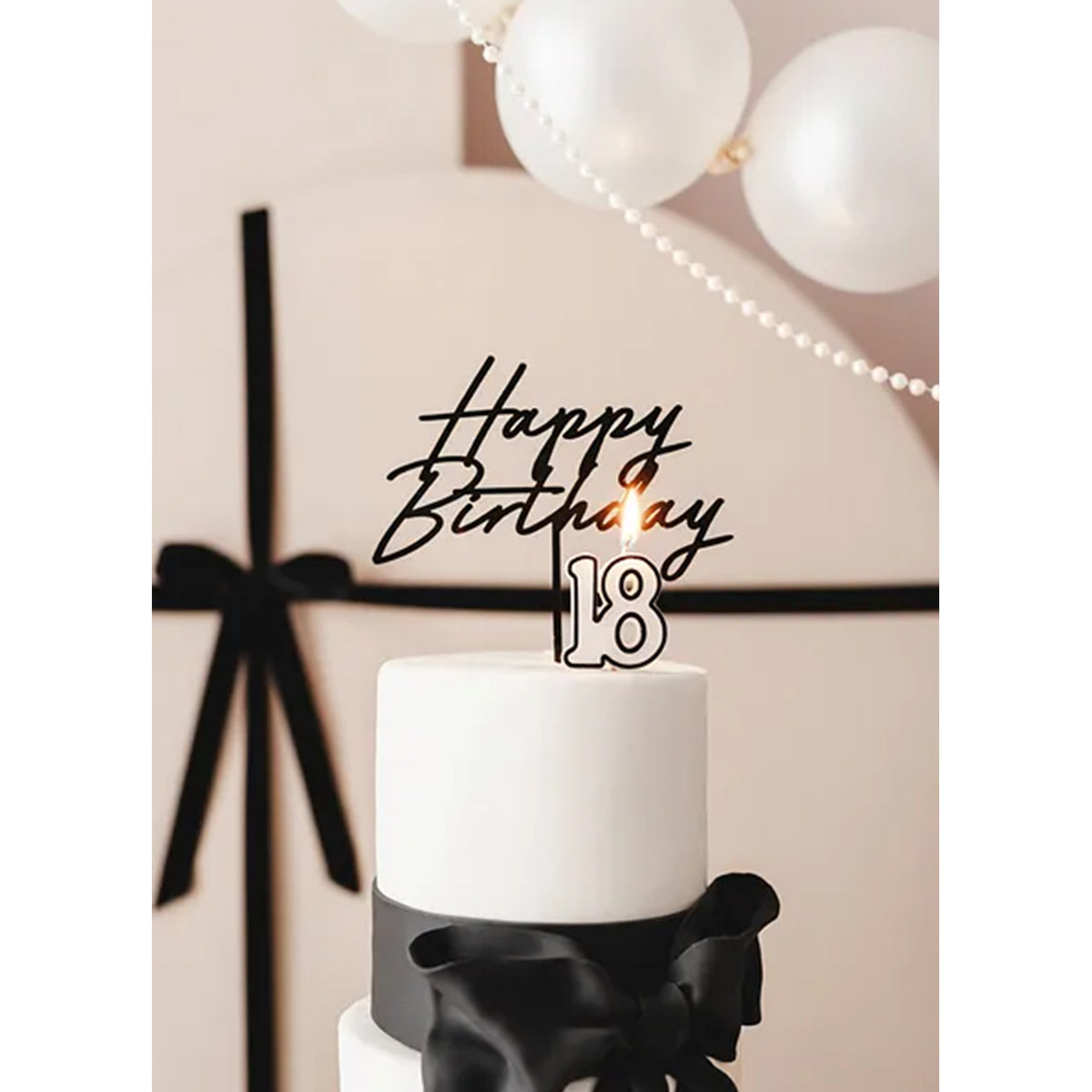 1 bougie d'anniversaire - Chiffre 18 - Noir/Blanc