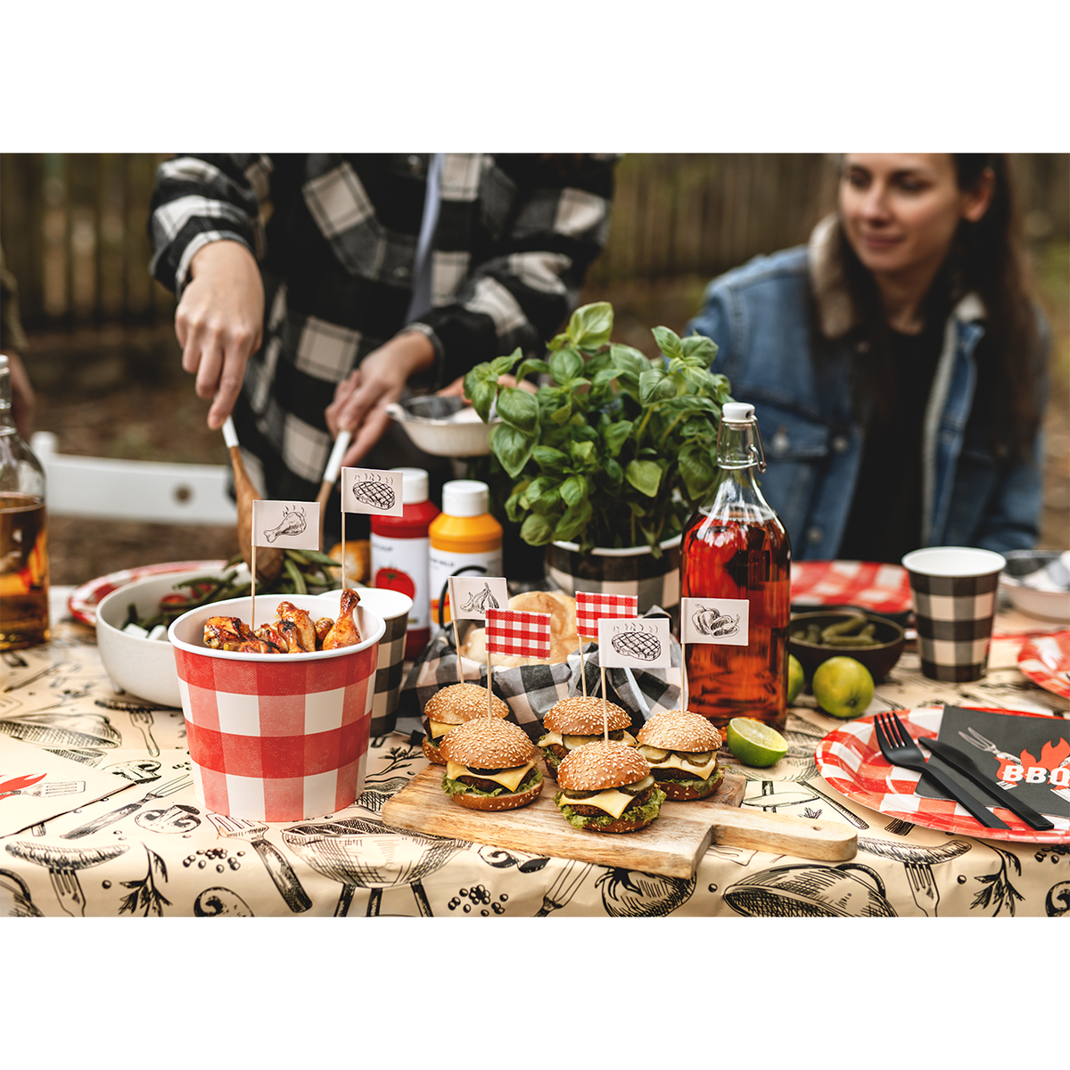 12 pics décoratifs pour barbecue avec petits drapeaux