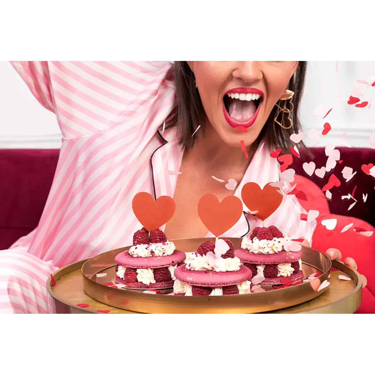 15g papieren confetti - rode hartjes