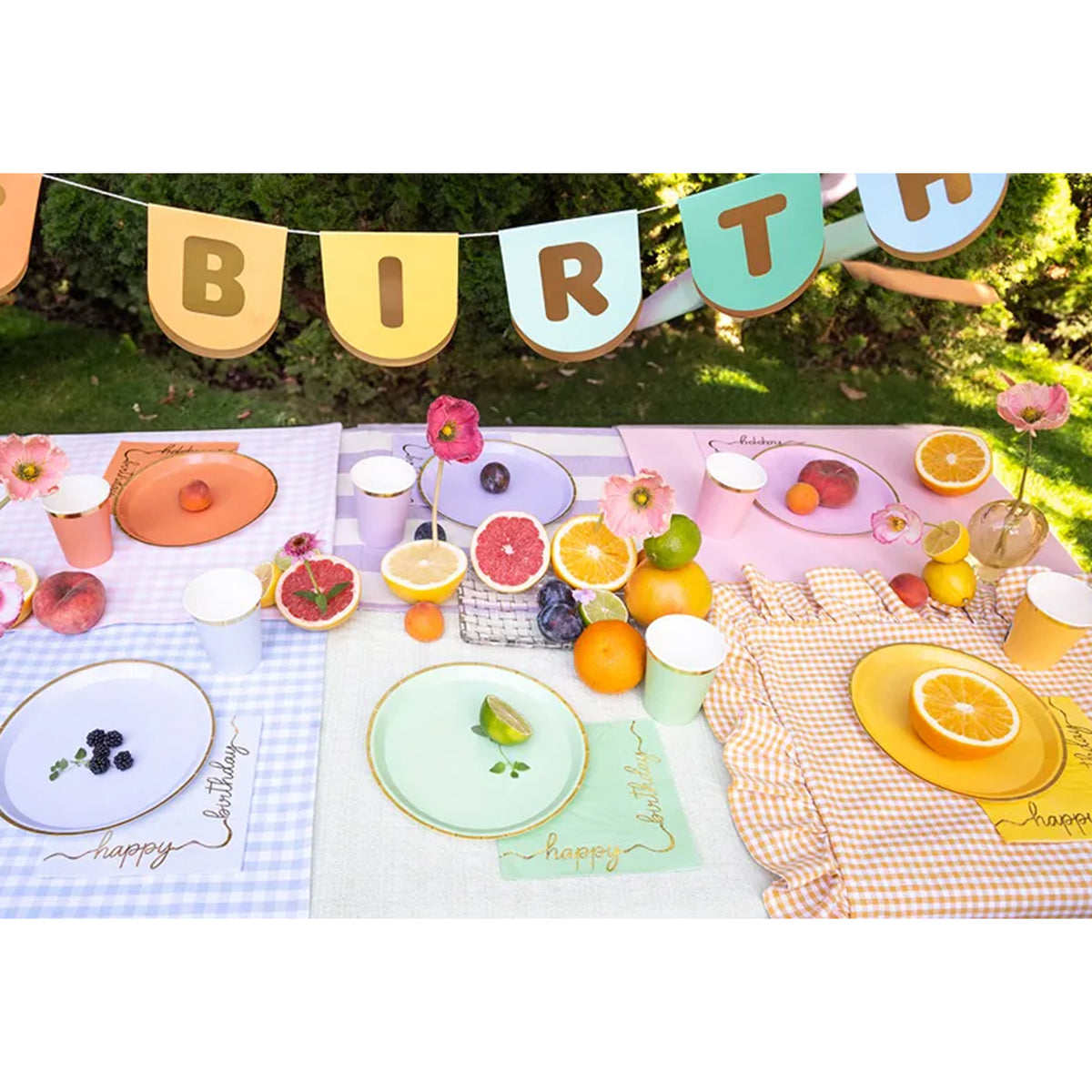 12 serviettes - Ø 33cm - Happy Birthday Mix