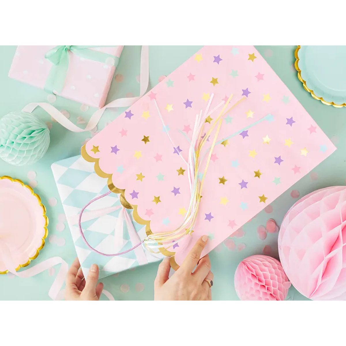 1 sachet cadeau - étoiles rose clair