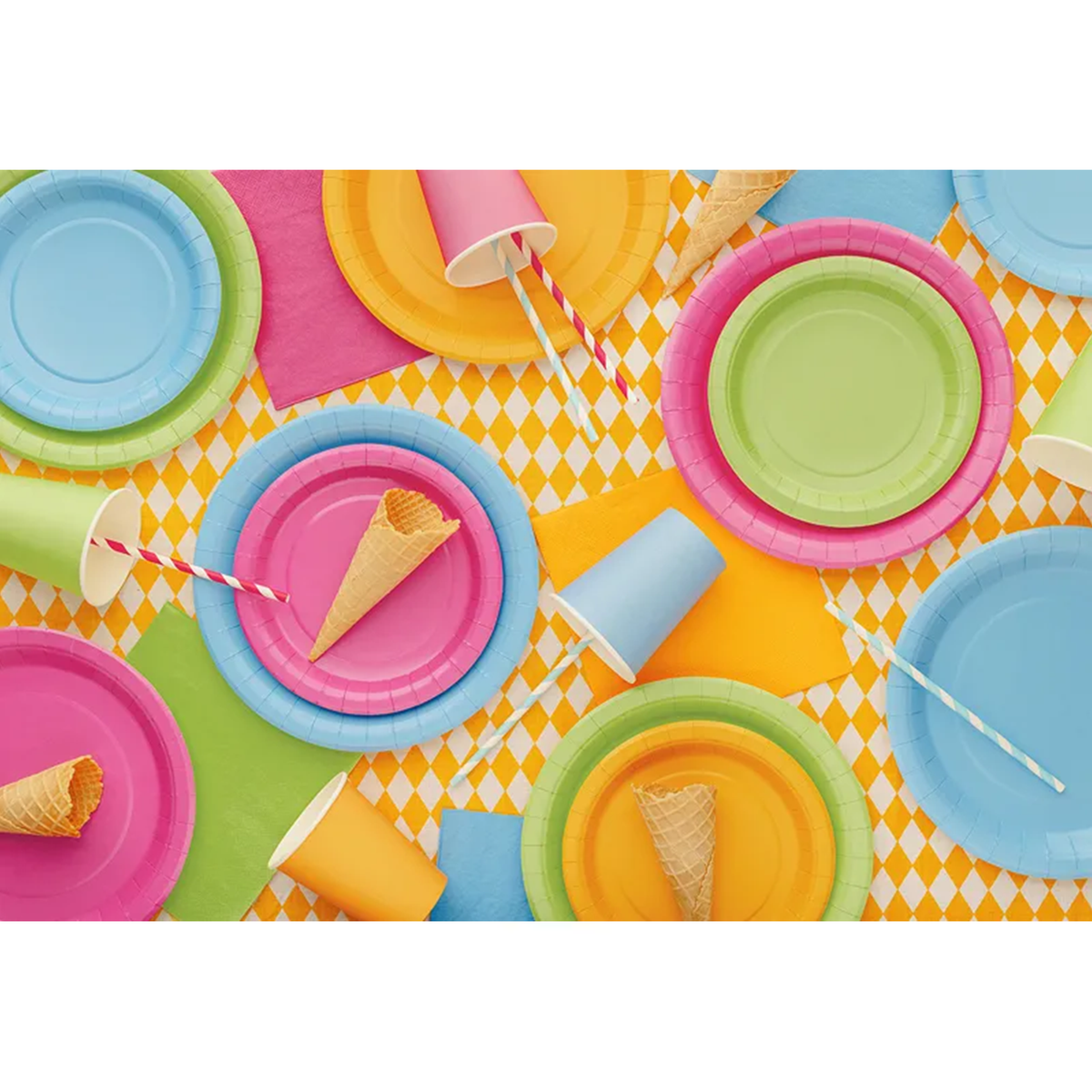 6 assiettes en carton - Orange clair - 18 cm